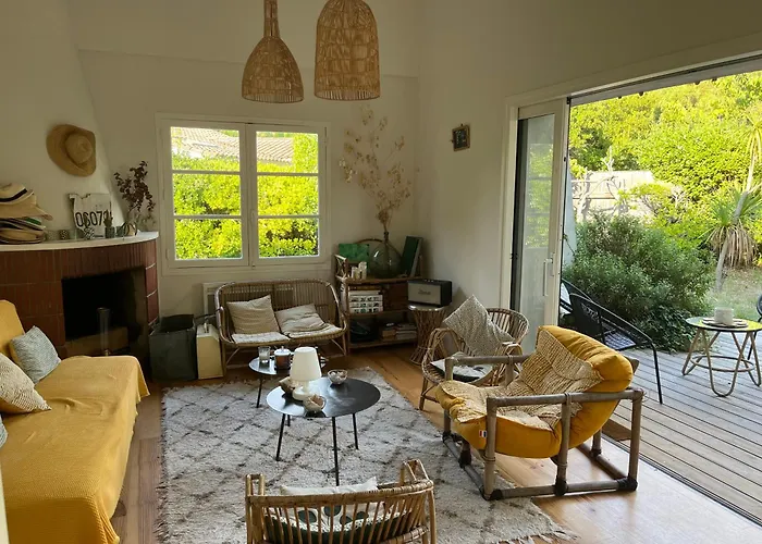 Athena Cap-ferret Леж-Кап-Ферре